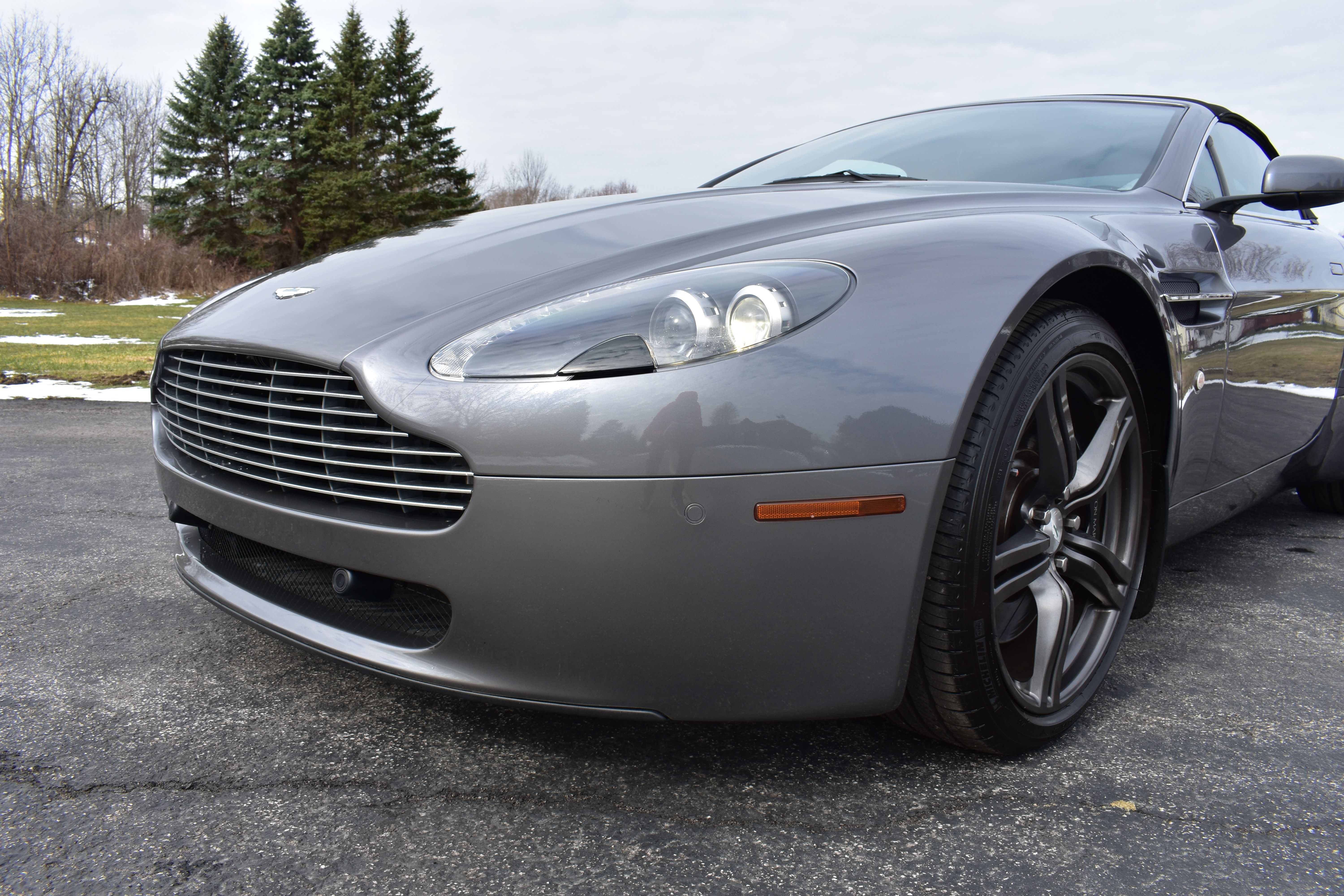 Used 2009 Aston Martin V8 Vantage Roadster RWD image 29