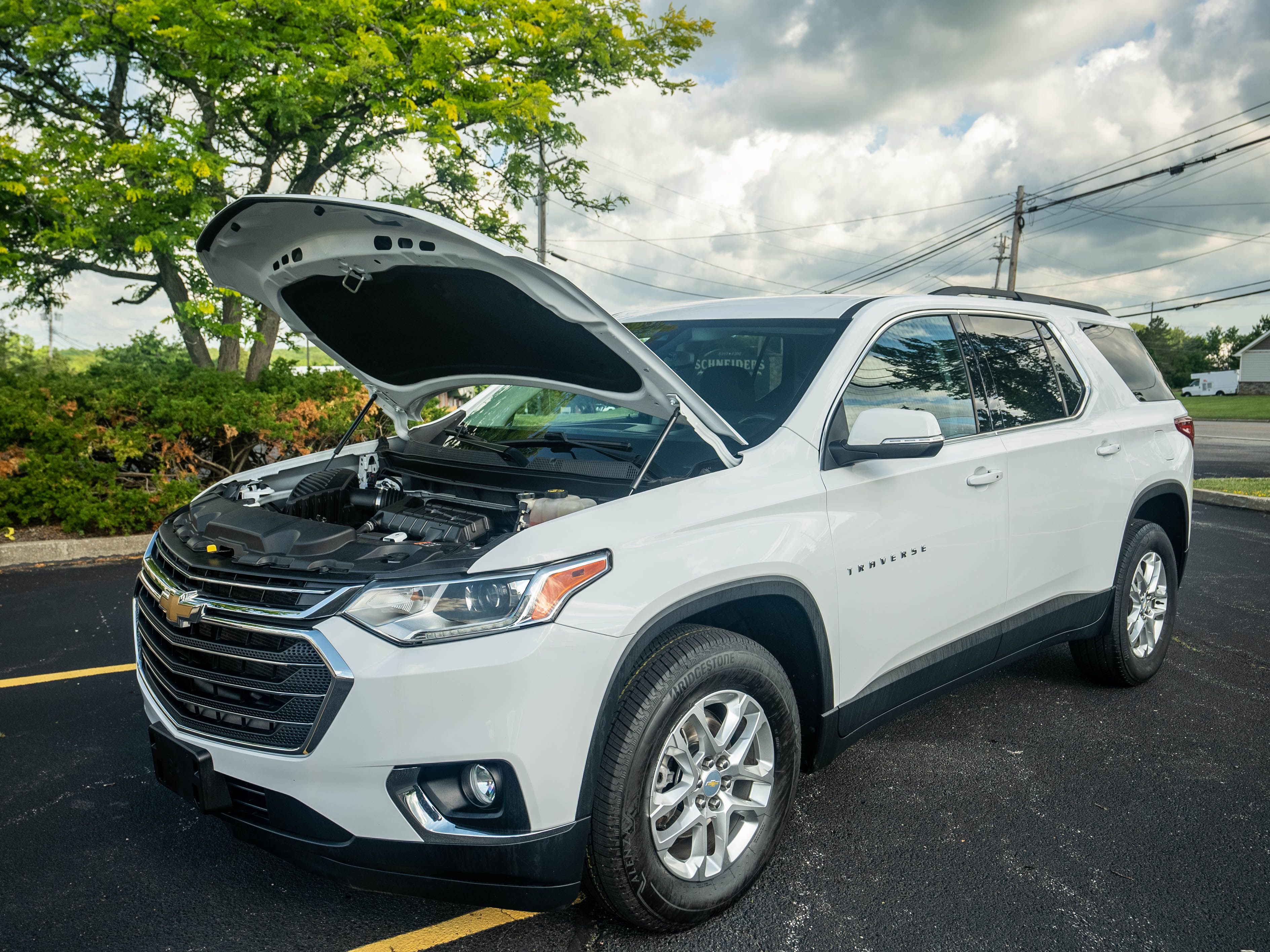 Used 2021 Chevrolet Traverse AWD LT image 9