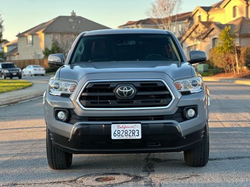 Used 2019 Toyota Tacoma SR5 image 4