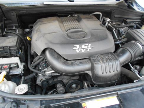 Used 2013 Dodge Durango SXT image 8