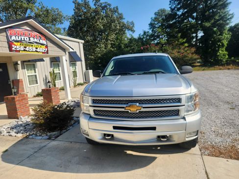 Used 2013 Chevrolet Silverado 1500 4x4 Crew Cab LT image 3