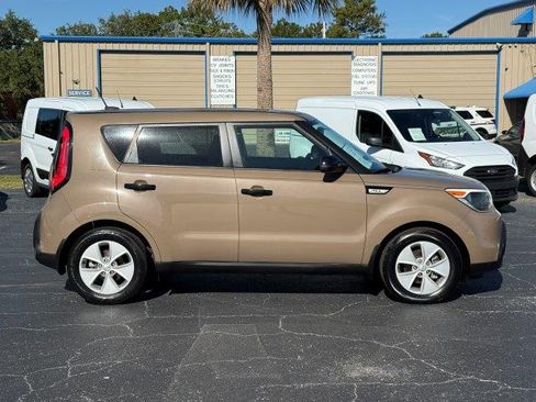Used 2015 Kia Soul image 7