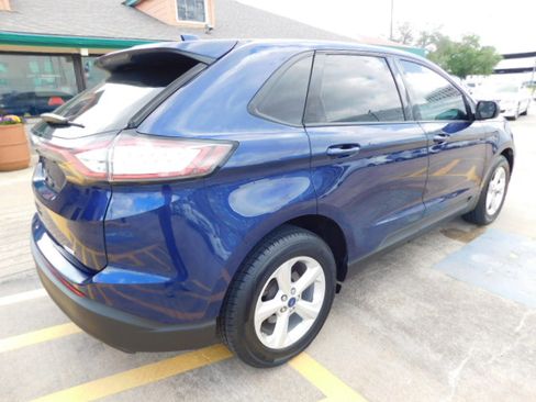 Used 2016 Ford Edge SE image 9