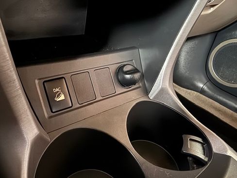 Used 2008 Toyota RAV4 image 12