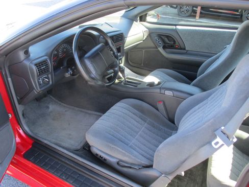 Used 1997 Chevrolet Camaro RS image 16