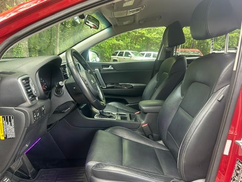 Used 2019 Kia Sportage FWD EX image 21