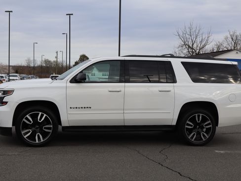 Used 2018 Chevrolet Suburban Premier image 4