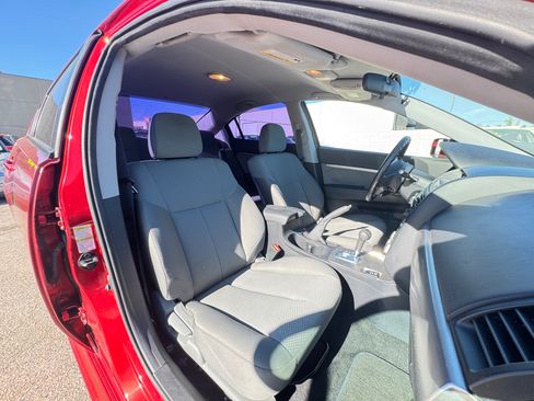 Used 2010 Mitsubishi Galant image 18