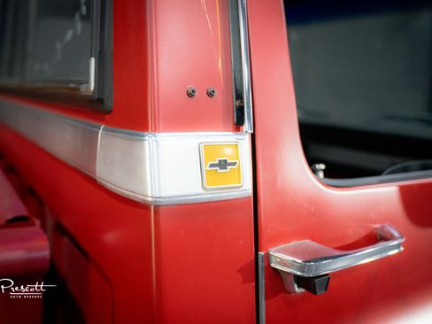 Used 1986 Chevrolet C/K Truck 1500 image 14