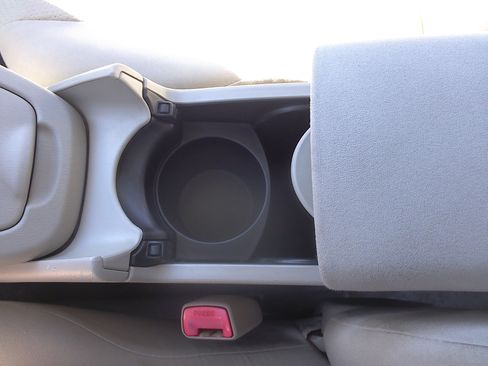 Used 2010 Toyota Prius One image 21