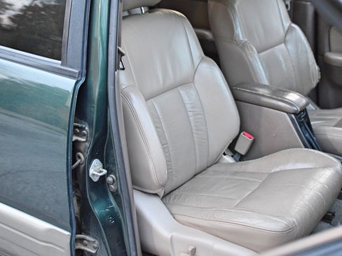 Used 1999 Toyota 4Runner Limited image 29