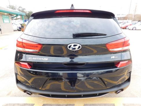 Used 2019 Hyundai Elantra GT N Line image 6