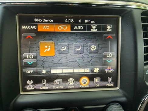 Used 2017 Jeep Grand Cherokee 2WD Laredo image 13