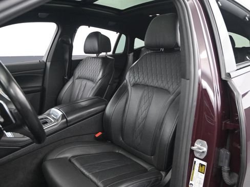 Used 2021 BMW X6 M50i image 37