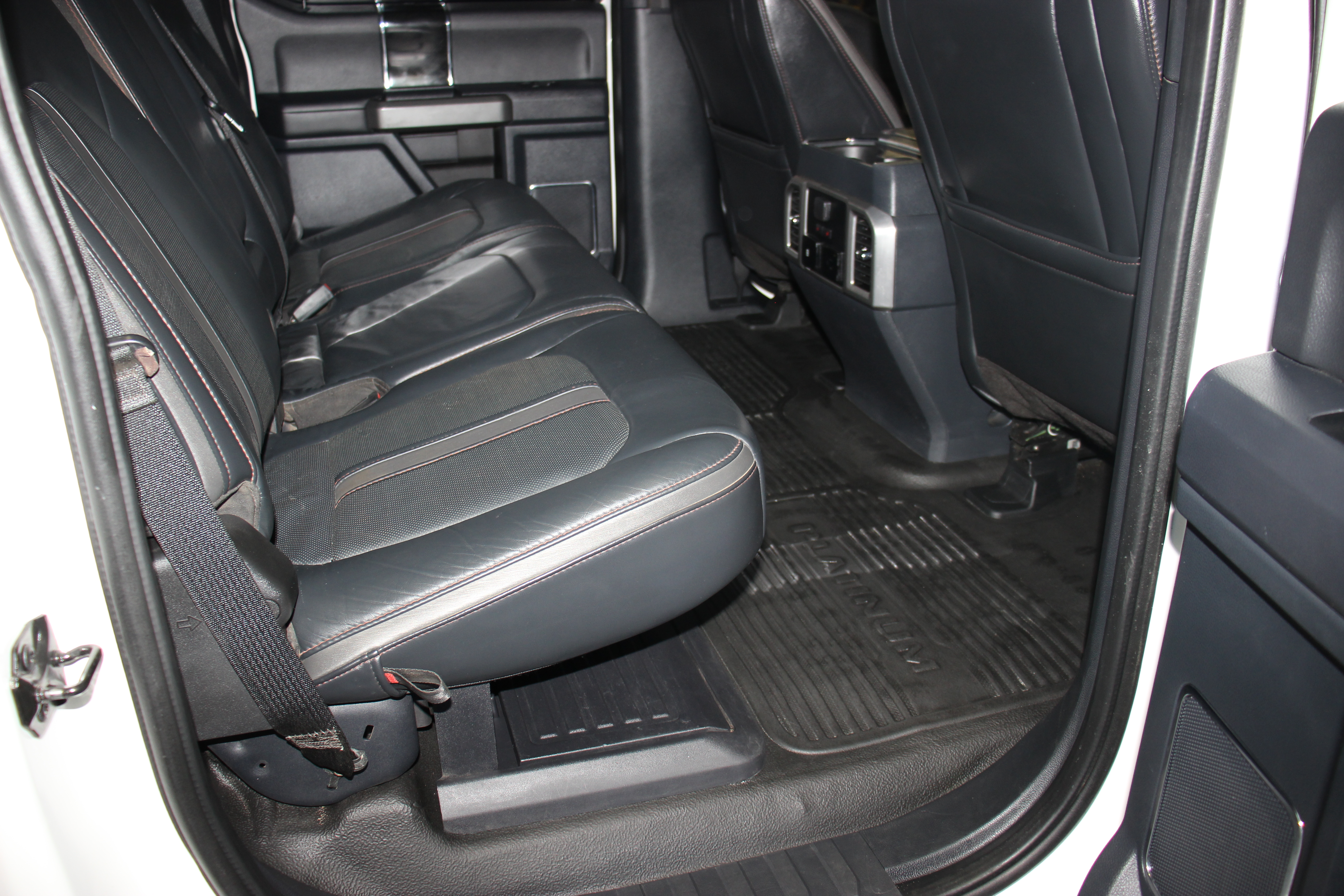Used 2022 Ford F350 4x4 Crew Cab Super Duty image 23
