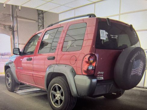 Used 2003 Jeep Liberty Sport image 3