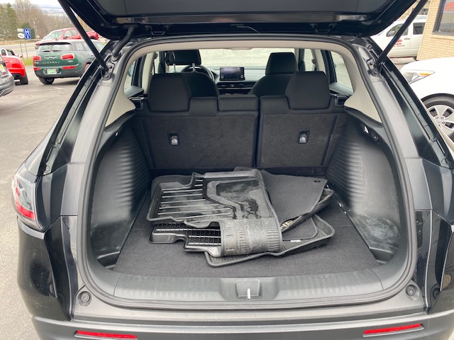 Used 2023 Honda HR-V LX image 11