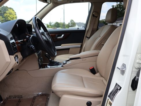 Used 2012 Mercedes-Benz GLK 350 image 12