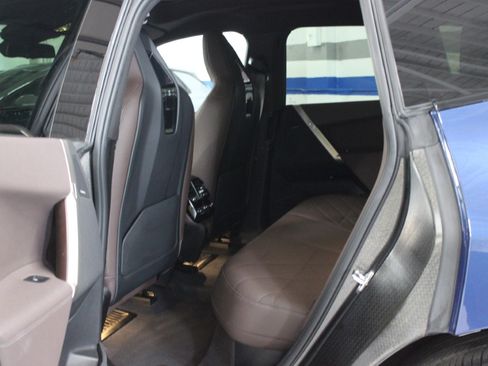 Used 2024 BMW iX xDrive50 AWD/4WD image 34