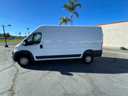 Used 2024 RAM ProMaster 2500 image 1