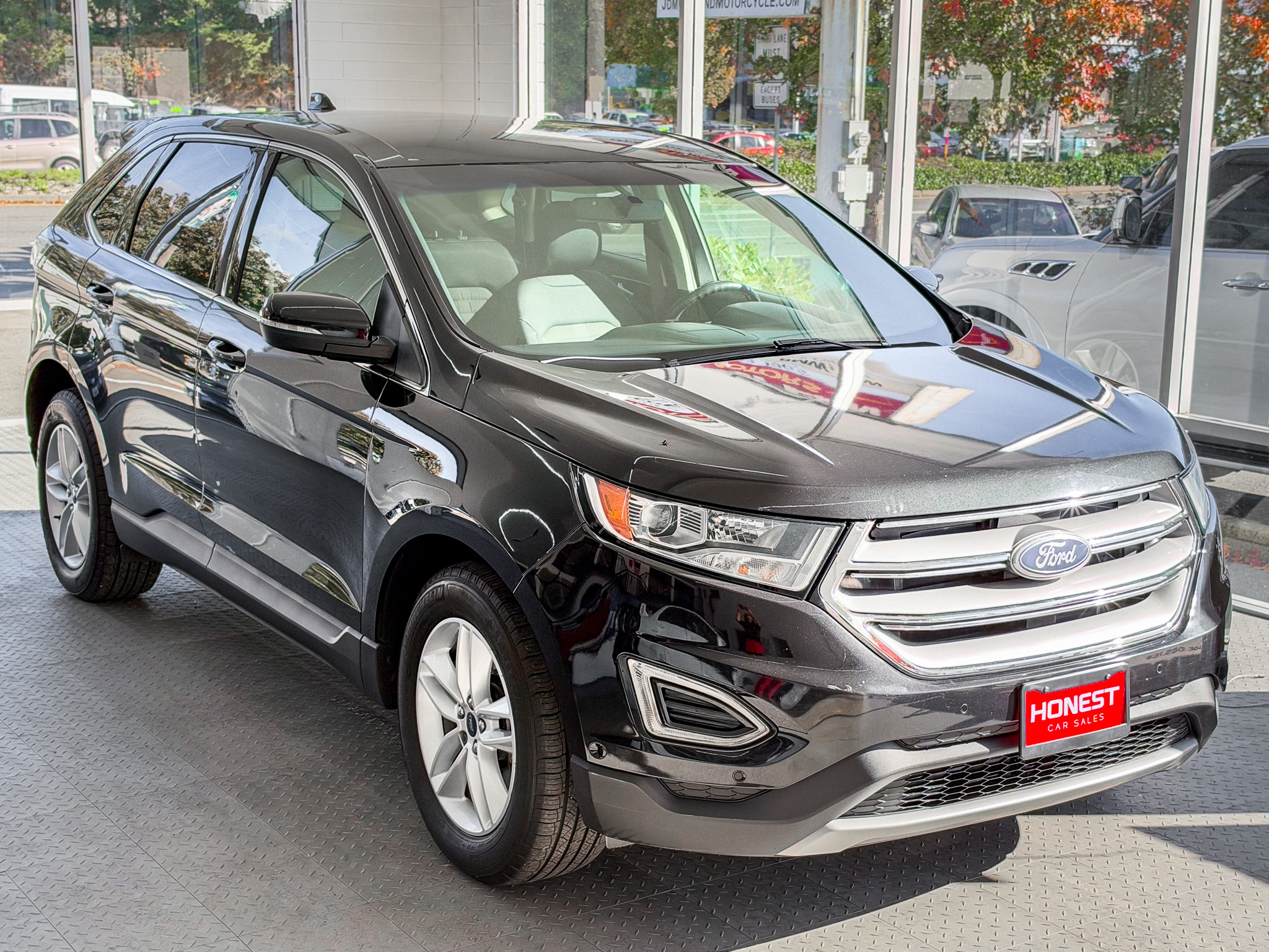 Used 2015 Ford Edge AWD SEL image 1