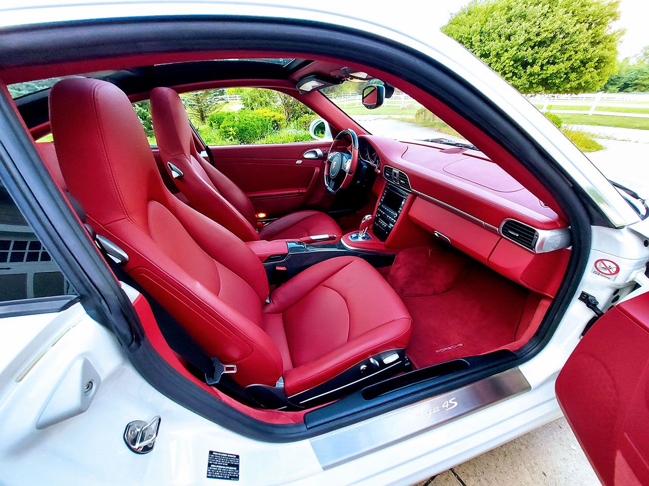 Used 2011 Porsche 911 Targa 4S AWD/4WD image 54