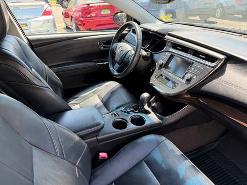 Used 2013 Toyota Avalon Limited FWD image 20