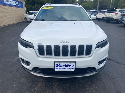 Used 2019 Jeep Cherokee Limited image 3