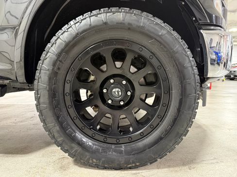Used 2017 Ford F150 4x4 SuperCrew Lariat w/ FX4 image 14