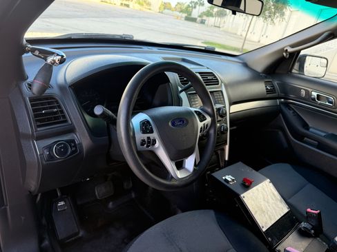 Used 2013 Ford Explorer image 10