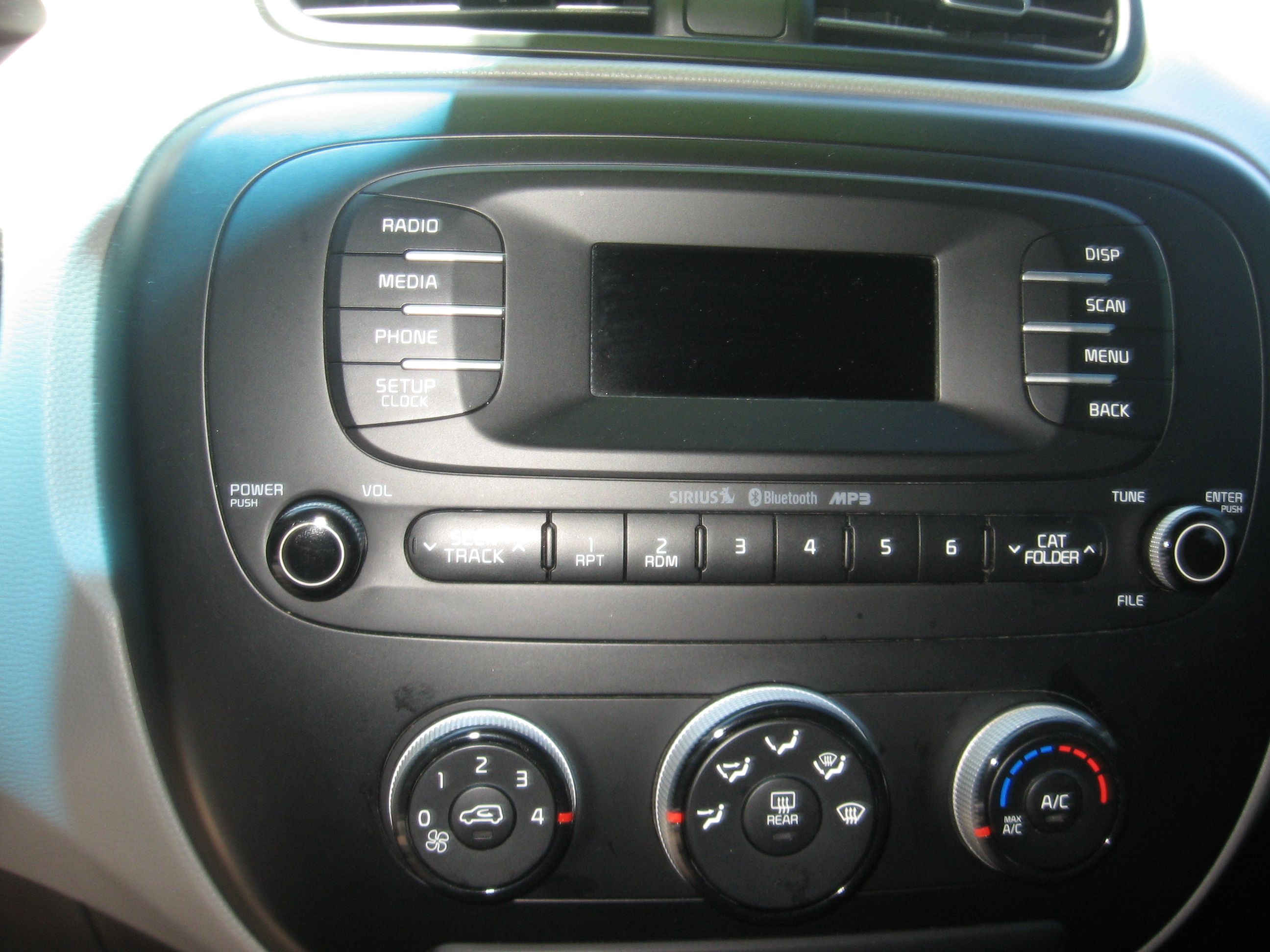 Used 2014 Kia Soul S FWD image 11