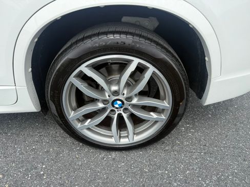 Used 2017 BMW X3 xDrive28i AWD/4WD image 33