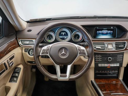 Used 2016 Mercedes-Benz E 350 image 31
