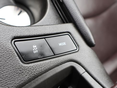 Used 2020 Cadillac XT6 Premium Luxury image 31