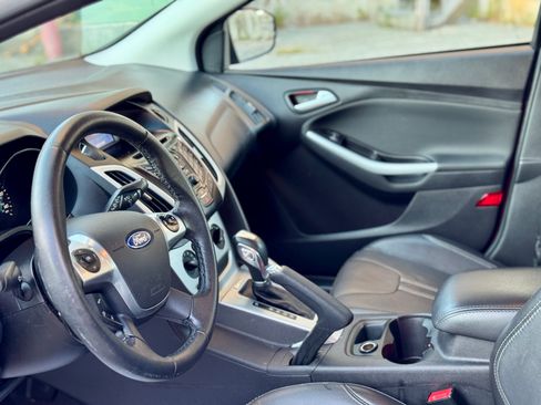 Used 2014 Ford Focus SE image 9