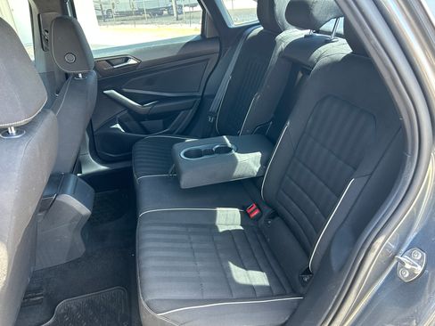 Used 2022 Volkswagen Jetta Sport FWD image 12