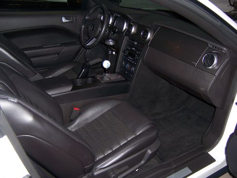 Used 2007 Ford Mustang Shelby GT500 image 10