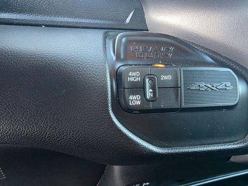 Used 2023 RAM 3500 Big Horn image 12