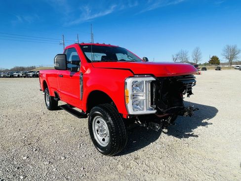 Used 2023 Ford F350 XL image 2