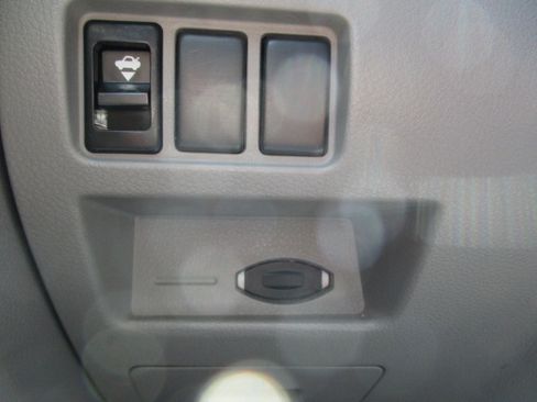 Used 2009 Nissan Altima S FWD image 46