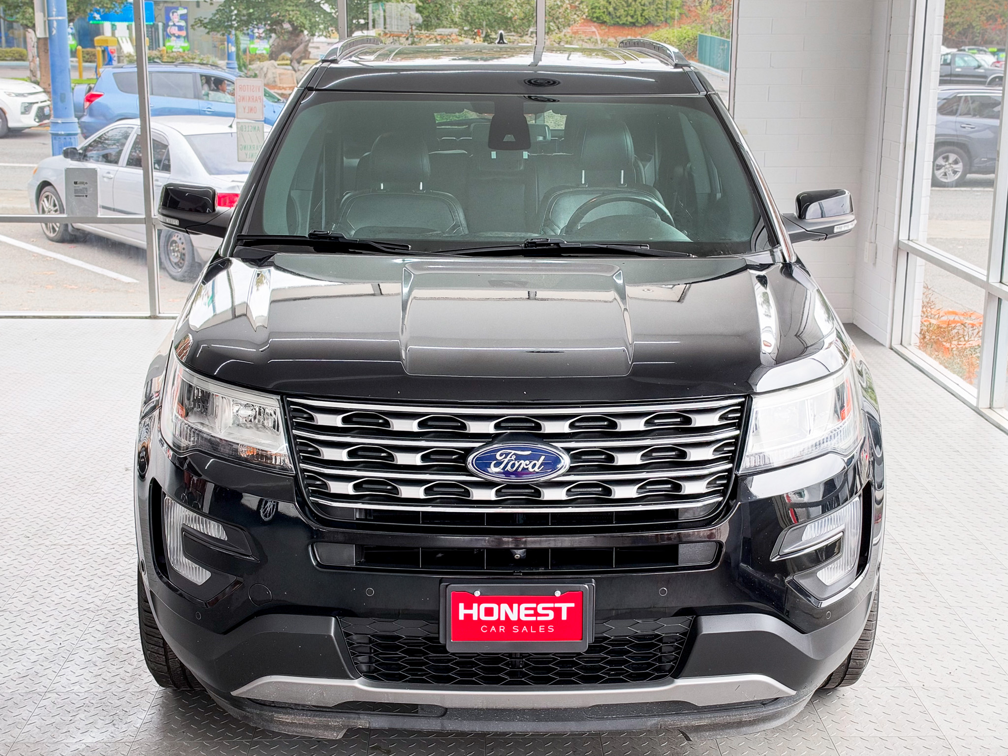 Used 2017 Ford Explorer 4WD Limited image 2