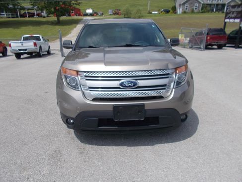 Used 2017 Ford Explorer 4WD Police Interceptor image 2