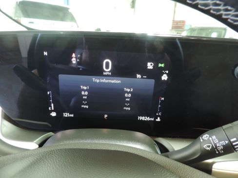 Used 2024 Buick Encore GX Avenir image 36