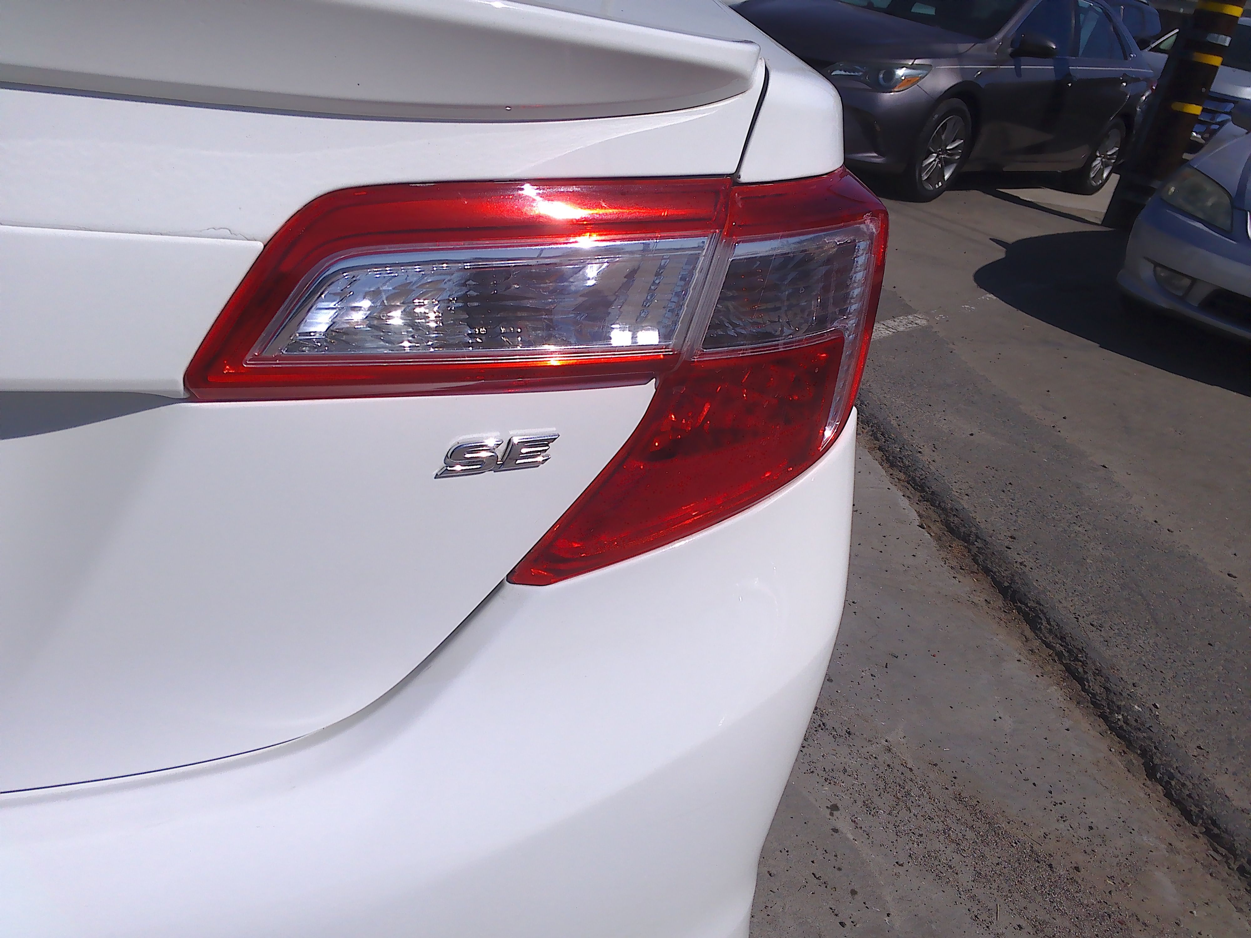 Used 2012 Toyota Camry SE V6 FWD image 34