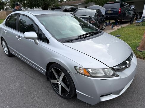 Used 2011 Honda Civic LX image 1