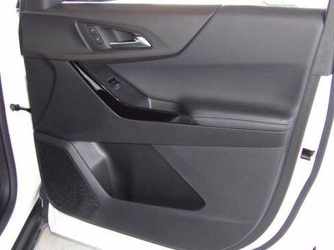 Used 2026 Chevrolet Equinox FWD LT w/ 1LT image 19