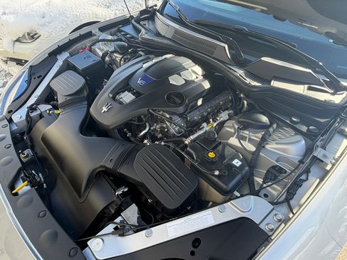 Used 2018 Maserati Quattroporte S GranSport Q4 image 14