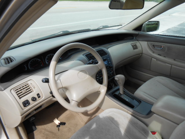 Used 2001 Toyota Avalon XL FWD image 10