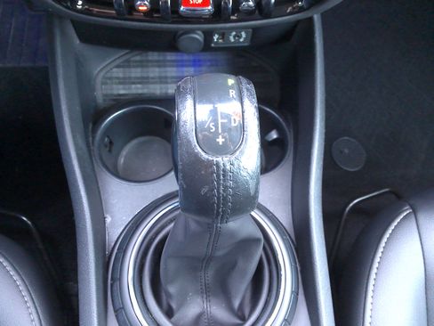 Used 2017 MINI Cooper Clubman image 19