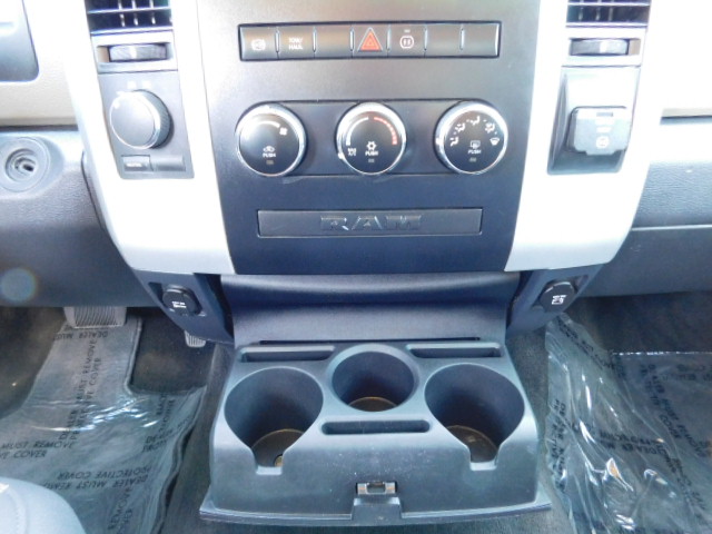 Used 2011 RAM 3500 4x4 Crew Cab image 16